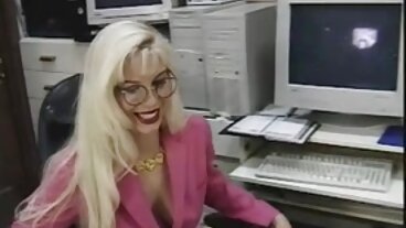 BRAZZERS: български порно филми Прилепна към путка на Blondie Fesser на PornHD