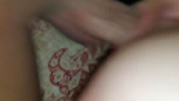 Блондинката с главна порно филми бг жена DeArmond се прекара междурасово