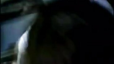 Мащехата Бранди онлайн секс филми Лав в пълен латекс боди костюм - каза нуф