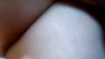 Азиатската кукла елф се чука ретро порно филм тежко след Коледа