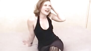 Потни тренировки и българско порно филми изпарен секс с гърдата мадама Ivy Secret